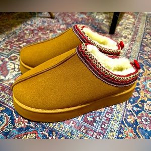 Platform Clog Slippers